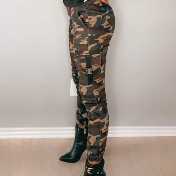 V.I.P - Picture 2 of 3